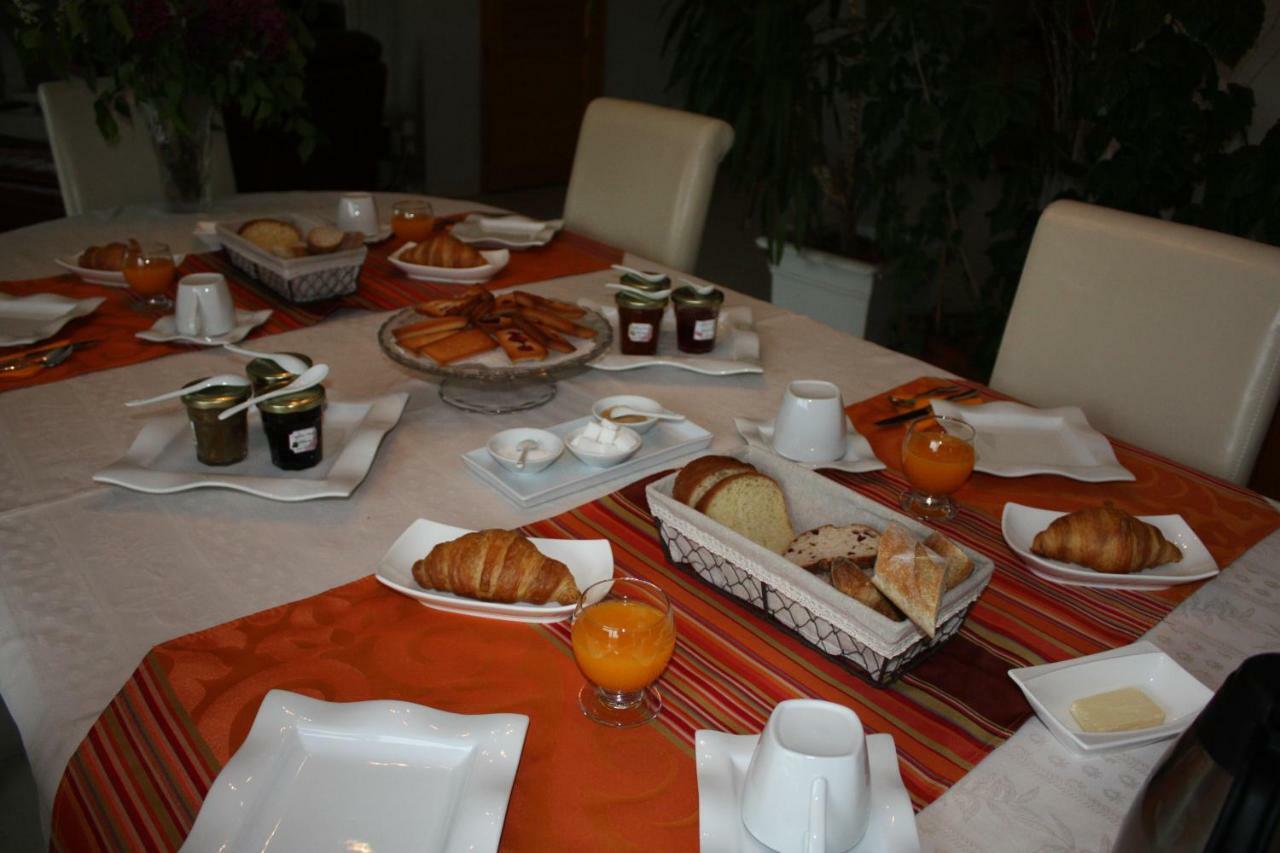 Le Jardin De Venus Bed & Breakfast La Rivière-Saint-Sauveur Dış mekan fotoğraf
